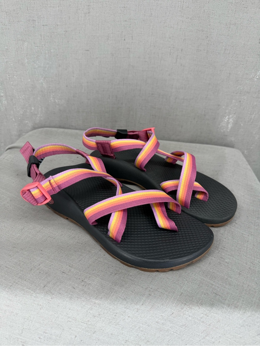 Chaco Z/2 Classic adjustable Sandals in the "Bandy Red Violet" women’s Sz 9
